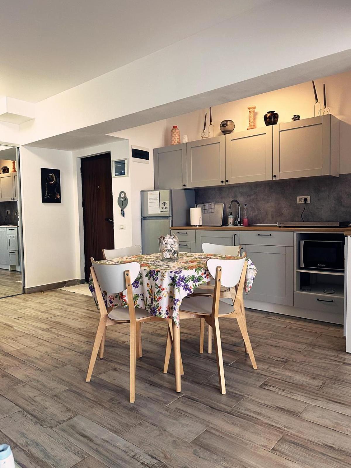 Rohan Studio One Aparthotel Năvodari Eksteriør bilde